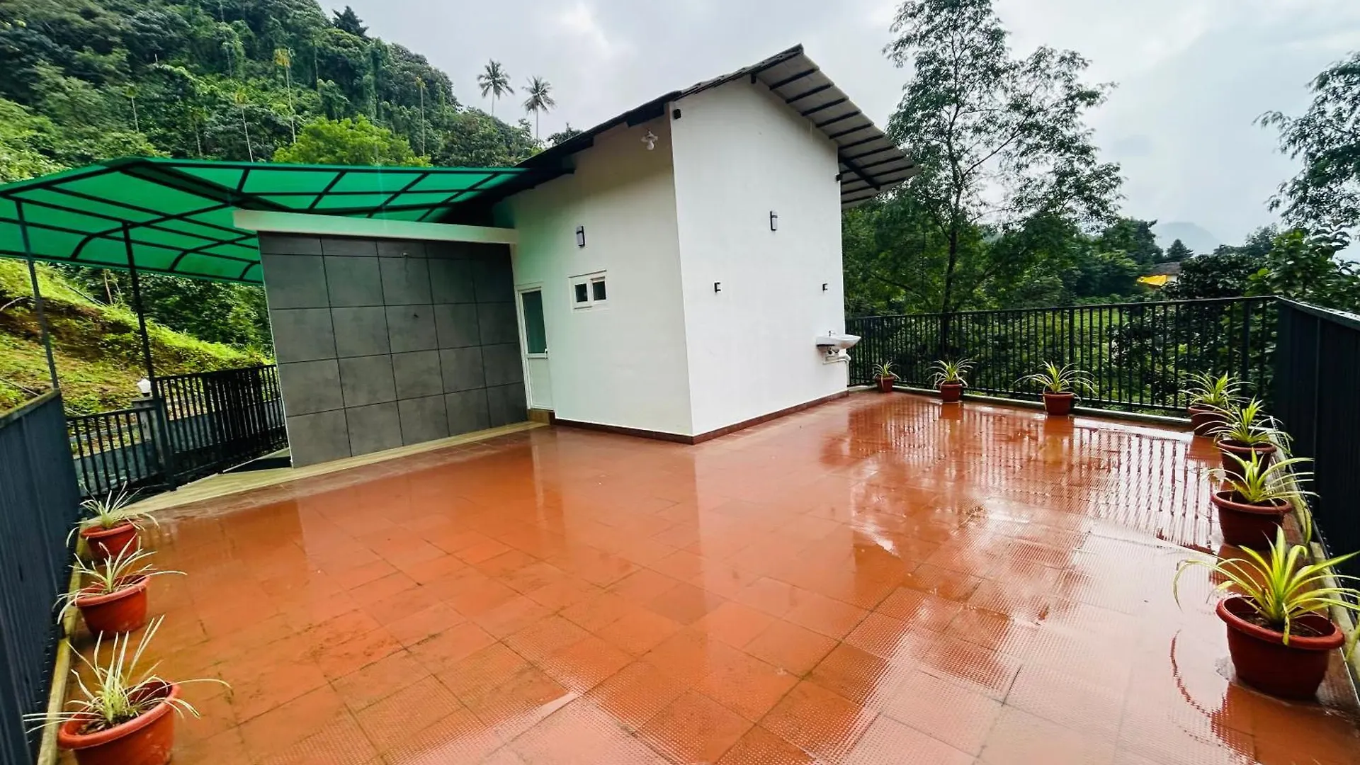 Brooke Hills 2 Bhk Villa Falls View Vallikavungal 0*,  India