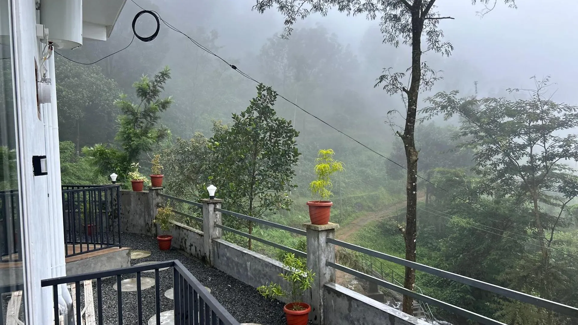 Brooke Hills 2 Bhk Villa Falls View Vallikavungal Resort